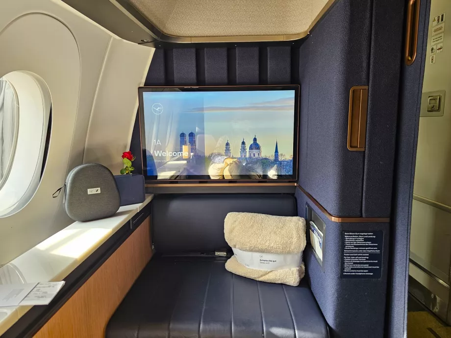 Allegris First Class, sete 1A