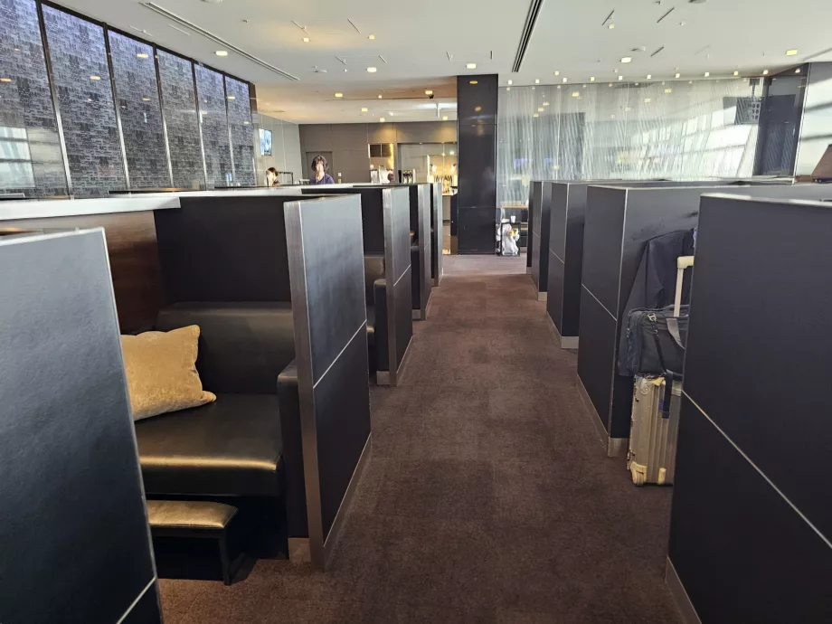 Seter som etterligner ANA First Class