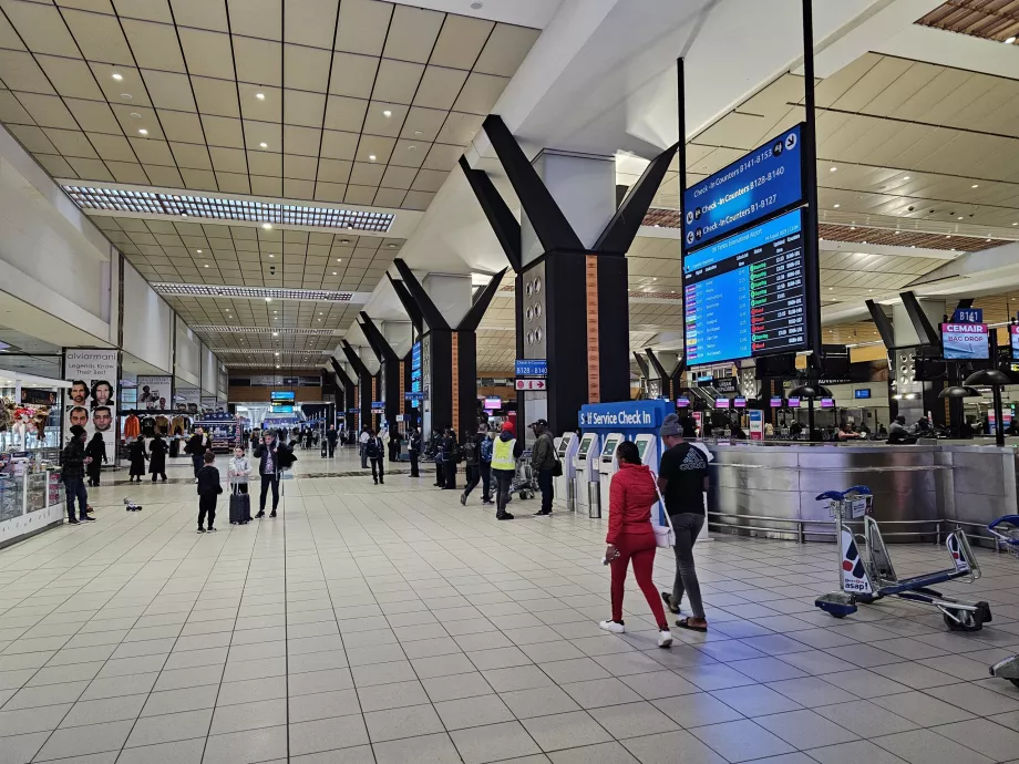Terminal B, innsjekking