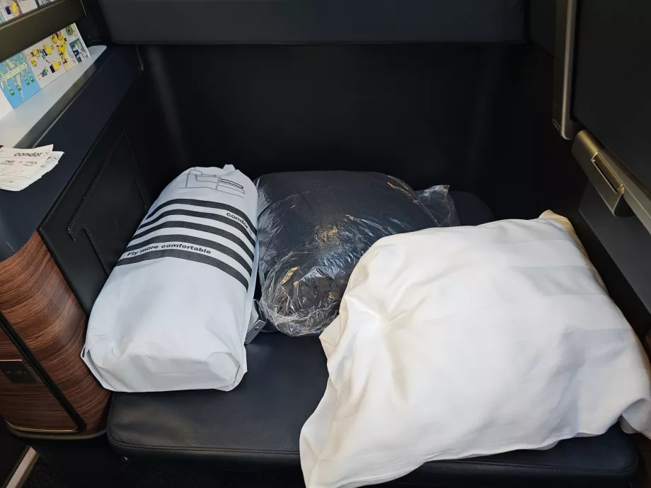 Teppe, pute, madrass