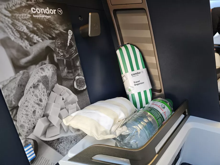 Hygienesett, meny og vann