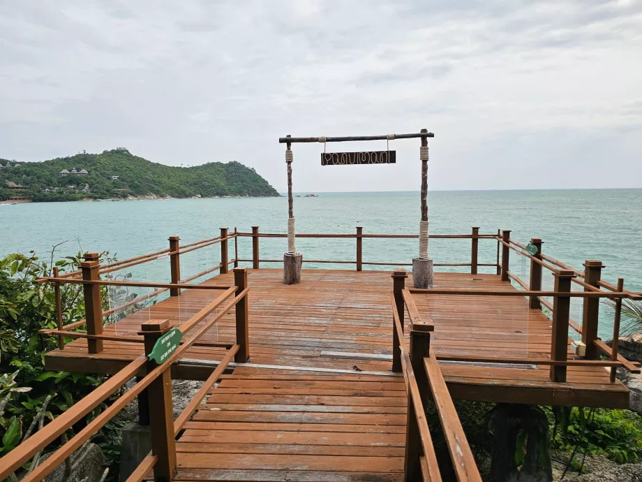 Brygge med havutsikt