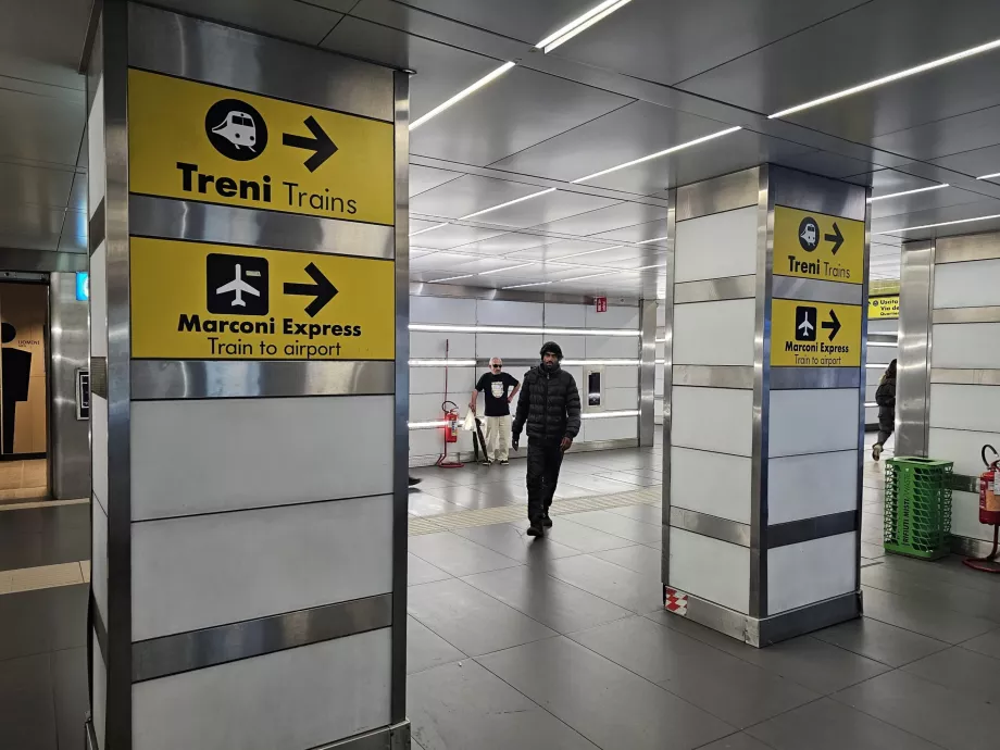 Skilt til Marconi Express på stasjonen