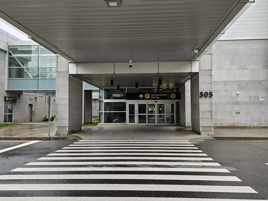 Tilgang til parkeringsplass og bagasjeoppbevaring