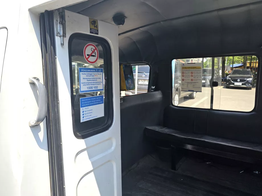 Billettleser i minibussen