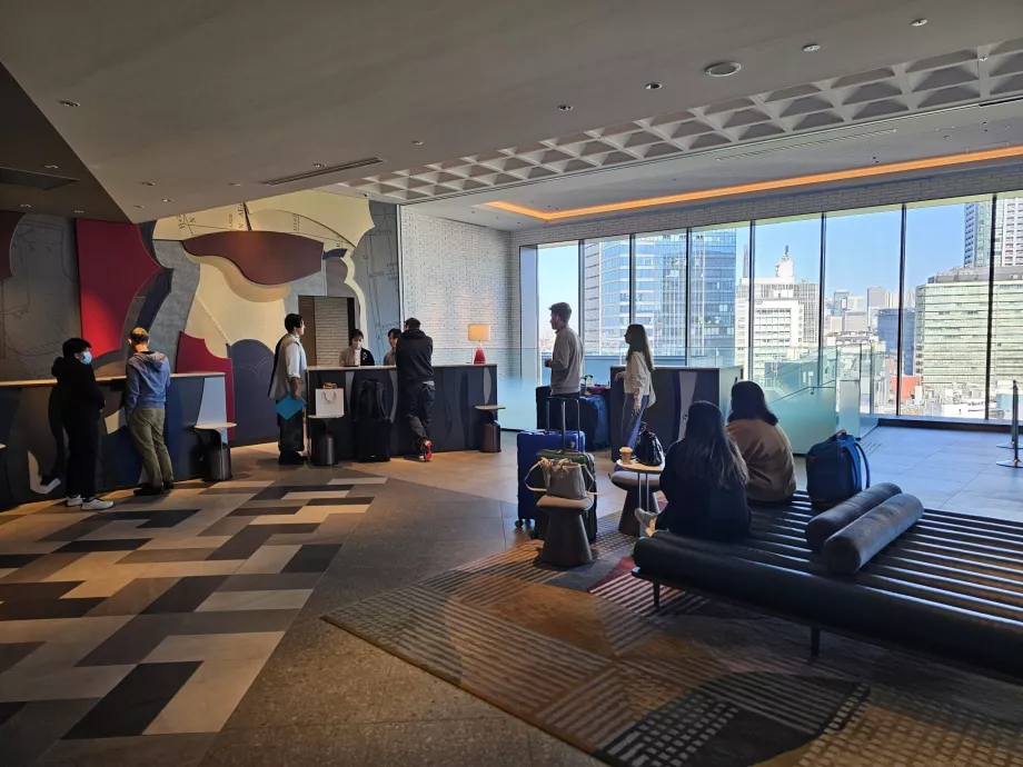 Hotellresepsjonen i 12. etasje