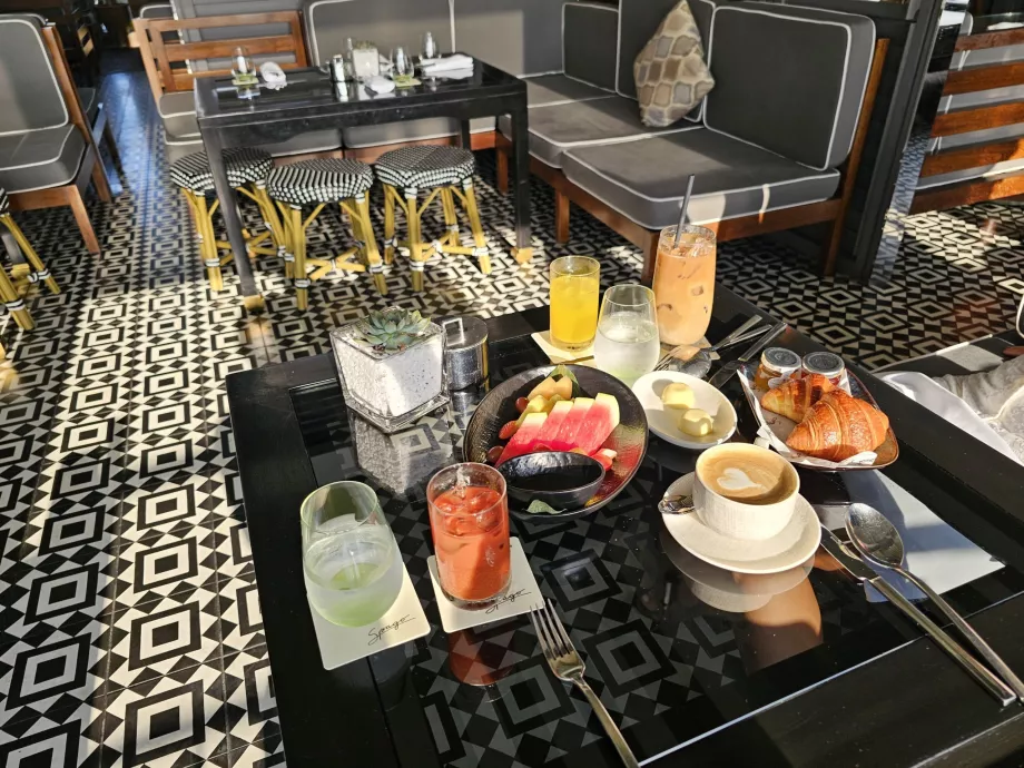 Frokost i Spago Bar