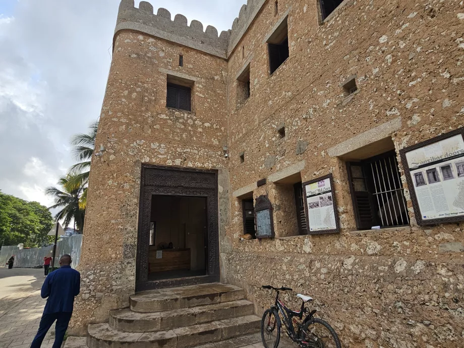 Gamle Fort, hovedinngangen