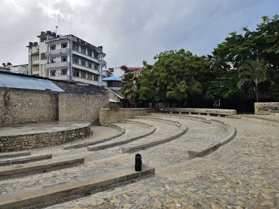 Det gamle fortet, amfiteater