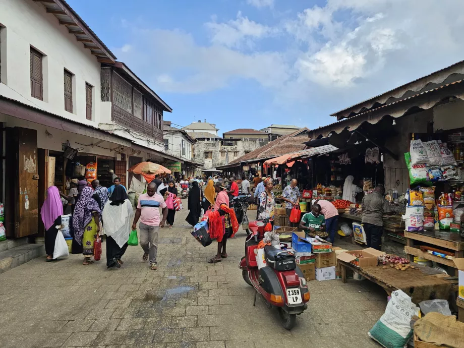 Darajani Souk, salg av mat
