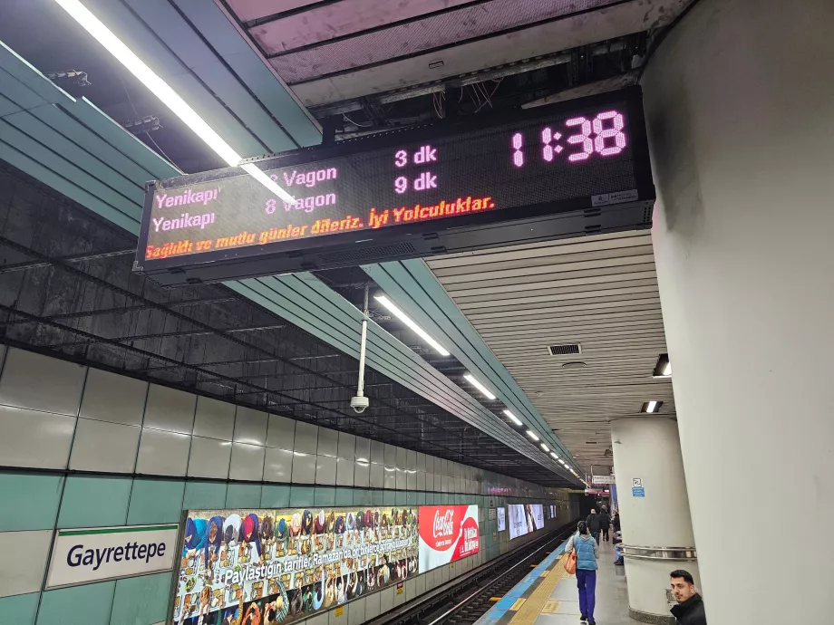 Informasjon om ankomst til metroen