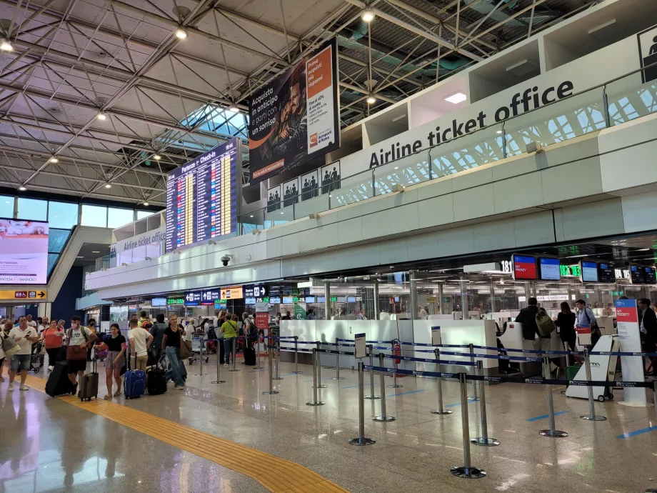 Terminal 3, avgangshallen