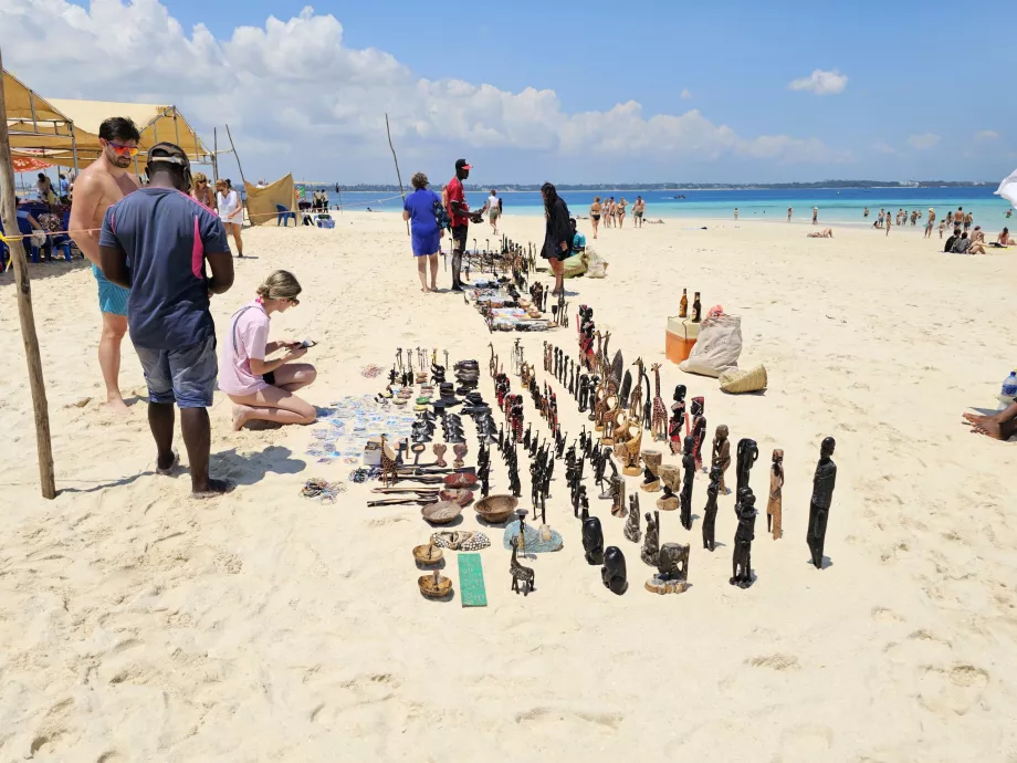 Suvenirsalg på Nakupenda Sandbank