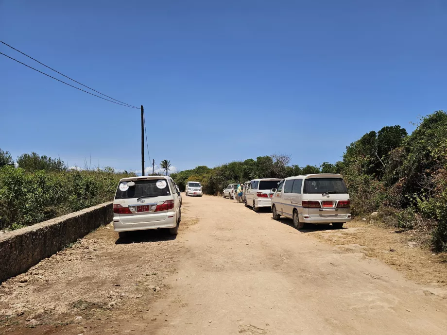Parkering ved Mtende Beach