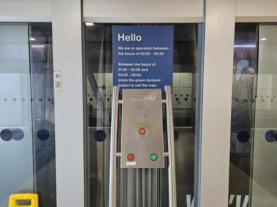 AirTrains åpningstider