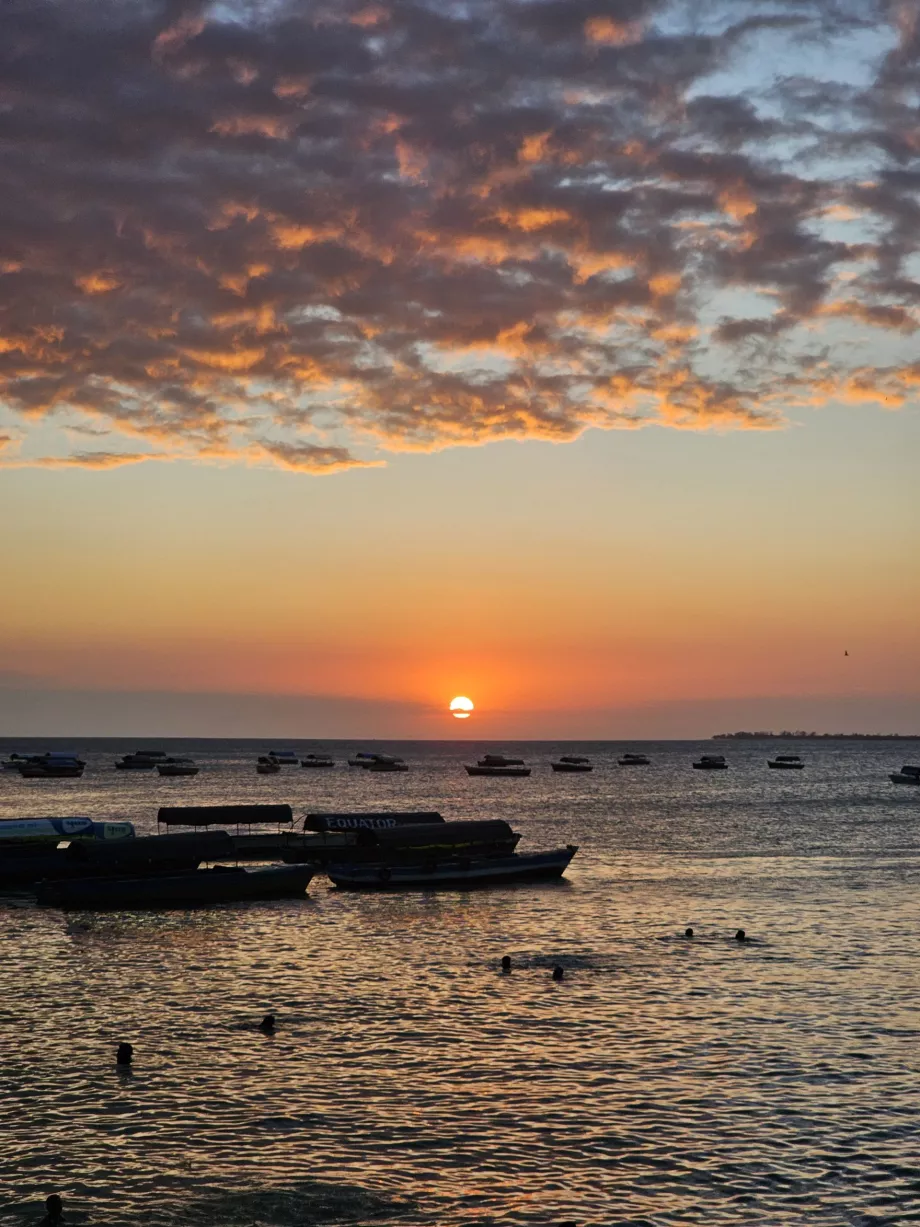 Solnedgang fra Forodhani-promenaden