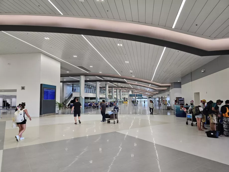 Avgangshallen, KBV flyplass