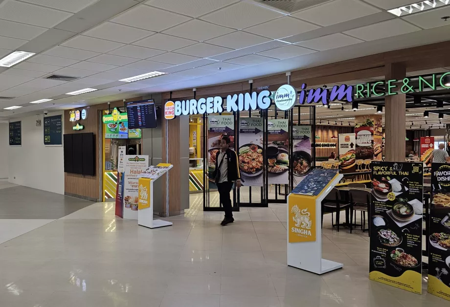 Avgangshall, food-court
