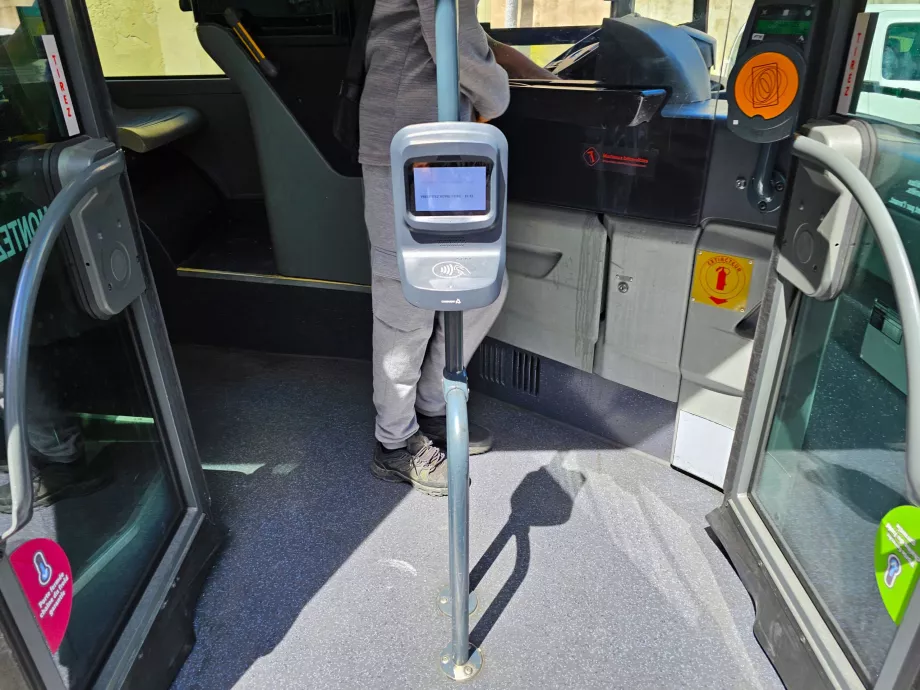 Billettvalidator på bussen