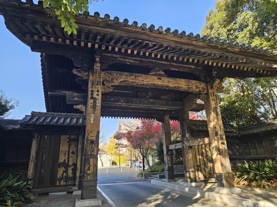 Zojo-Ji, hovedinngangen