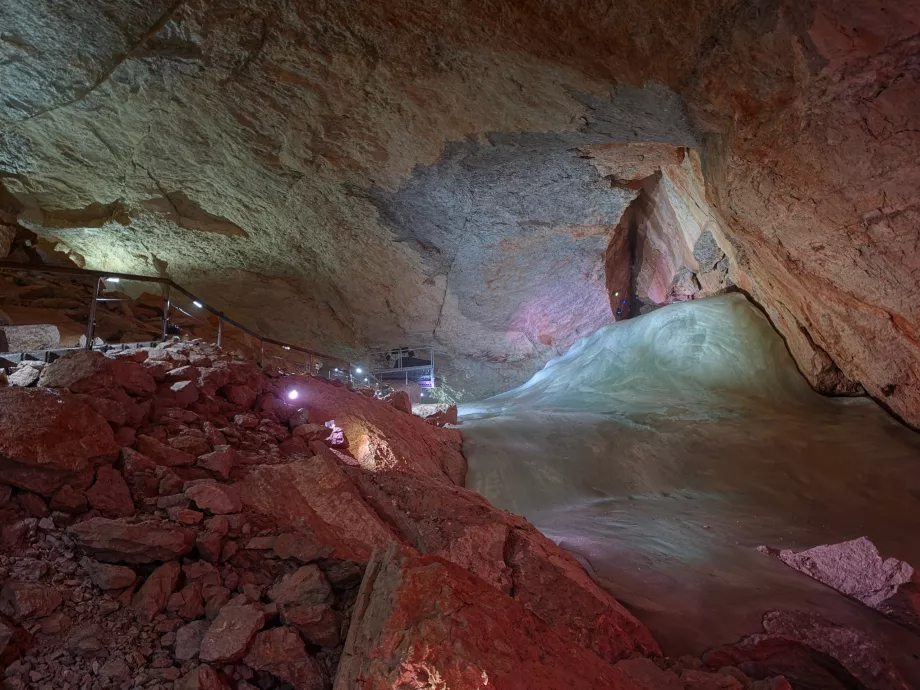 Isgrotte
