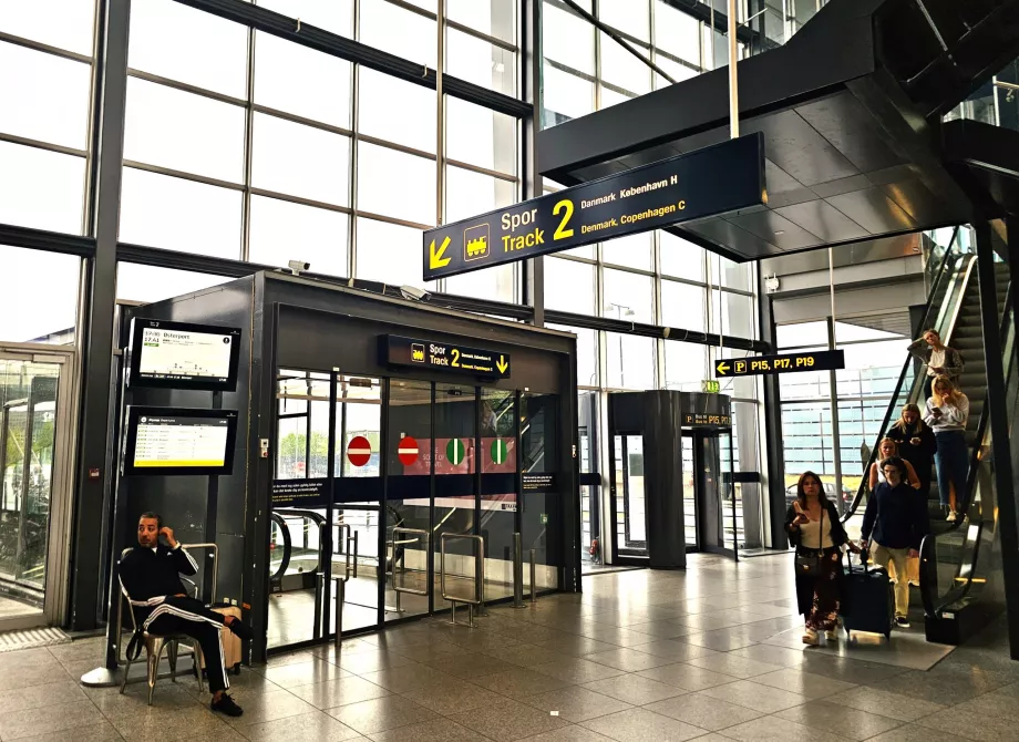 Tog i retning København - spor 2