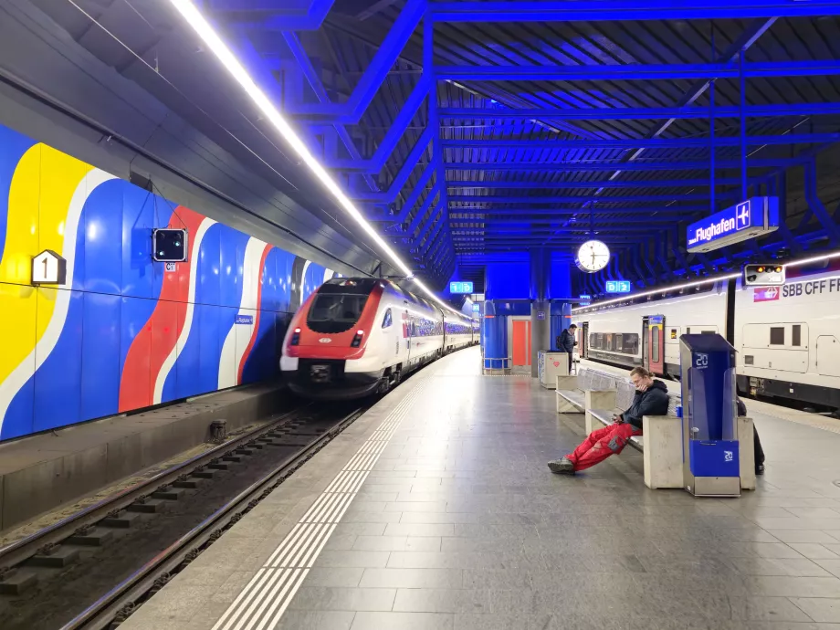 Tog på ZRH lufthavn