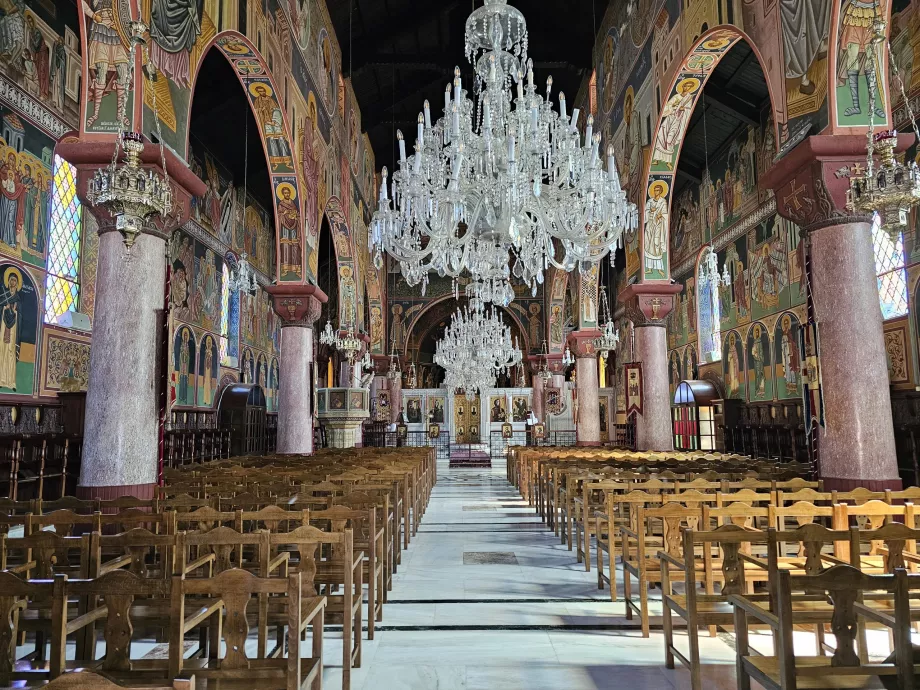 Evangelismos kirke, interiør