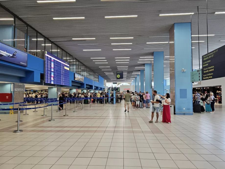 Terminal 2, avgangshallen