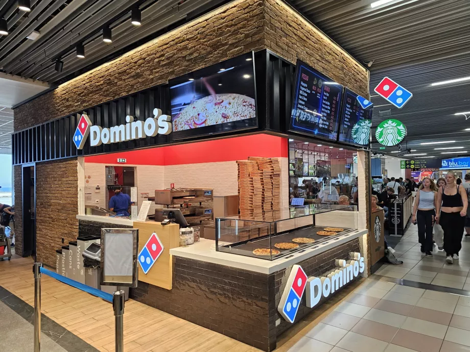 Domino’s og Starbucks, transittområdet