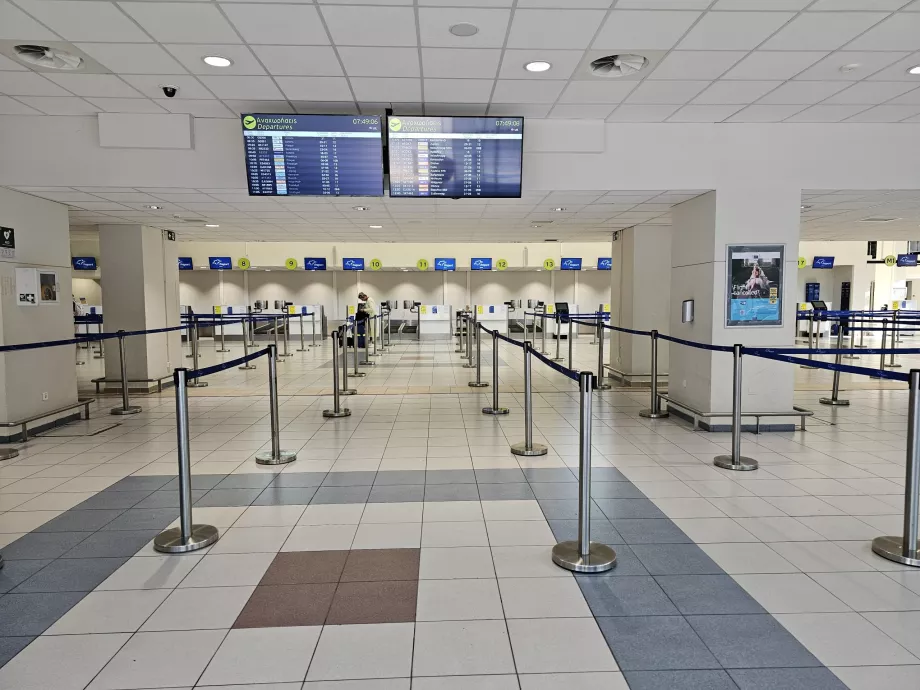 Avgangshallen, terminal 1