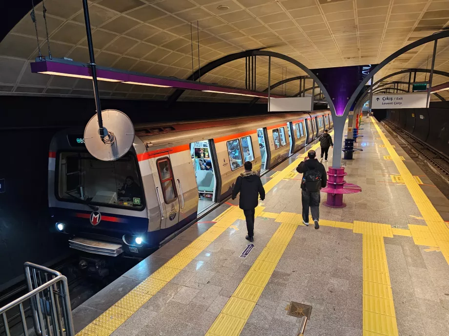 Metro M6