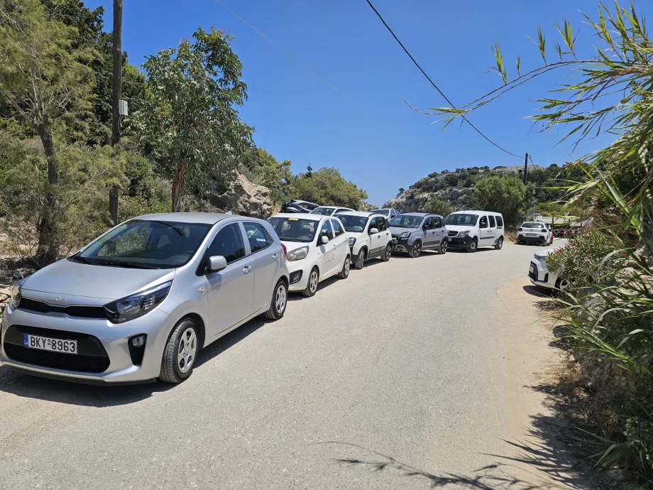 Parkering ved Anthony Quinn Beach