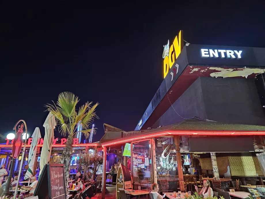 Den største klubben i byen - DGV