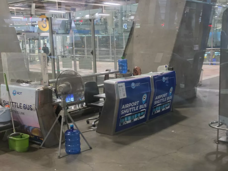 Innsjekkingsskranke på BKK lufthavn
