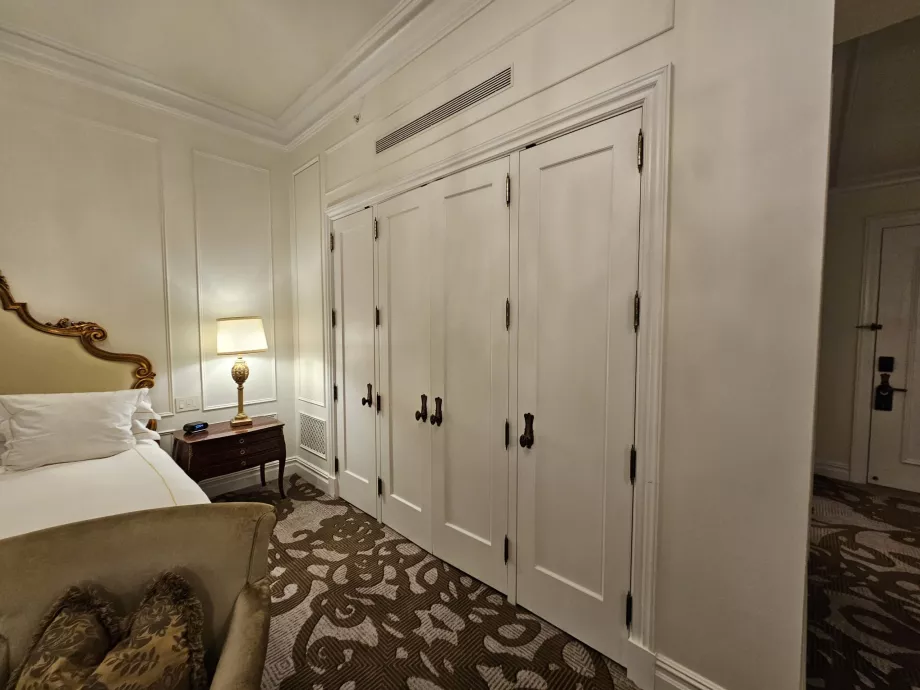 Garderobe på rommet