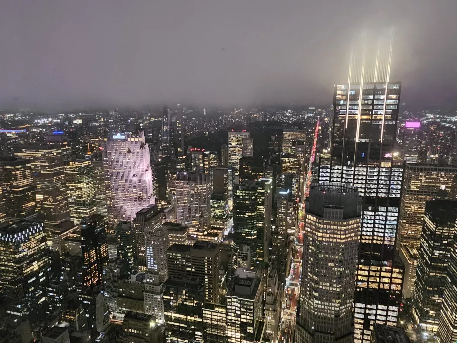 Summit One Vanderbilt, nattutsikt
