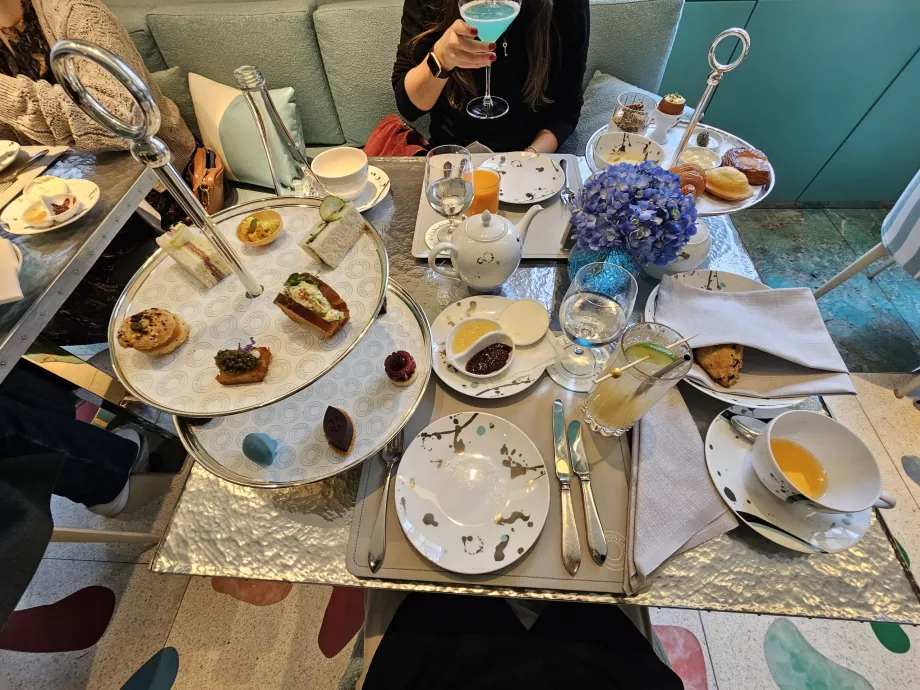 Blue Box, festmåltidet