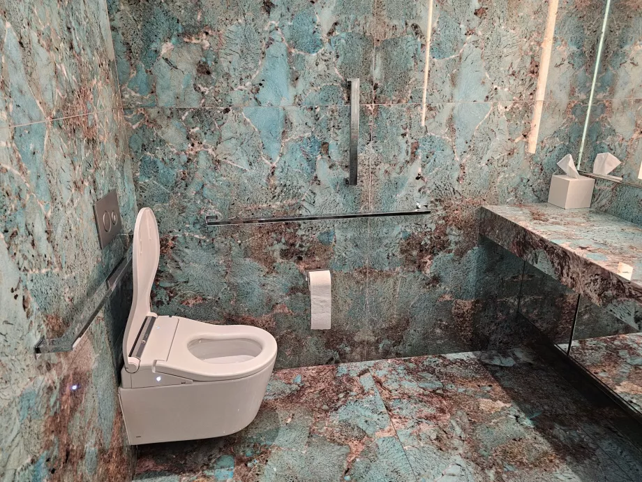 Tiffany &amp; Co, marmortoaletter