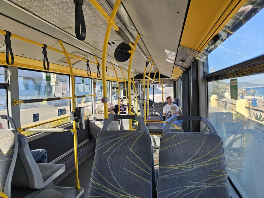 Interiør i D.E.S. Roda-busser