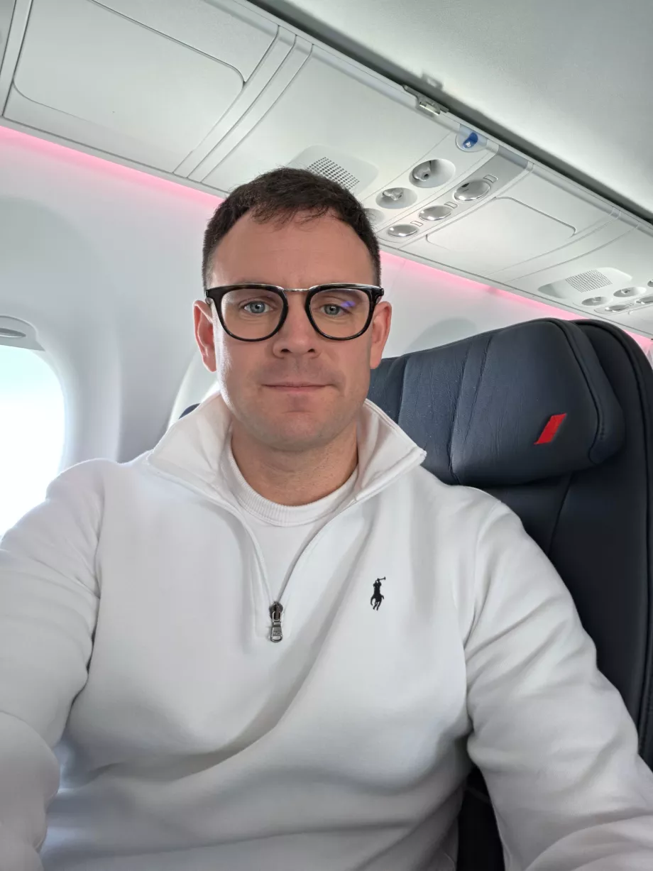 Meg i businessklasse på en Airbus A220