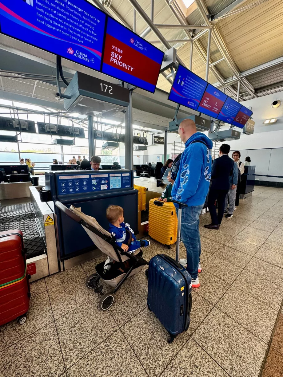 Innsjekking for fly CI68 i Praha