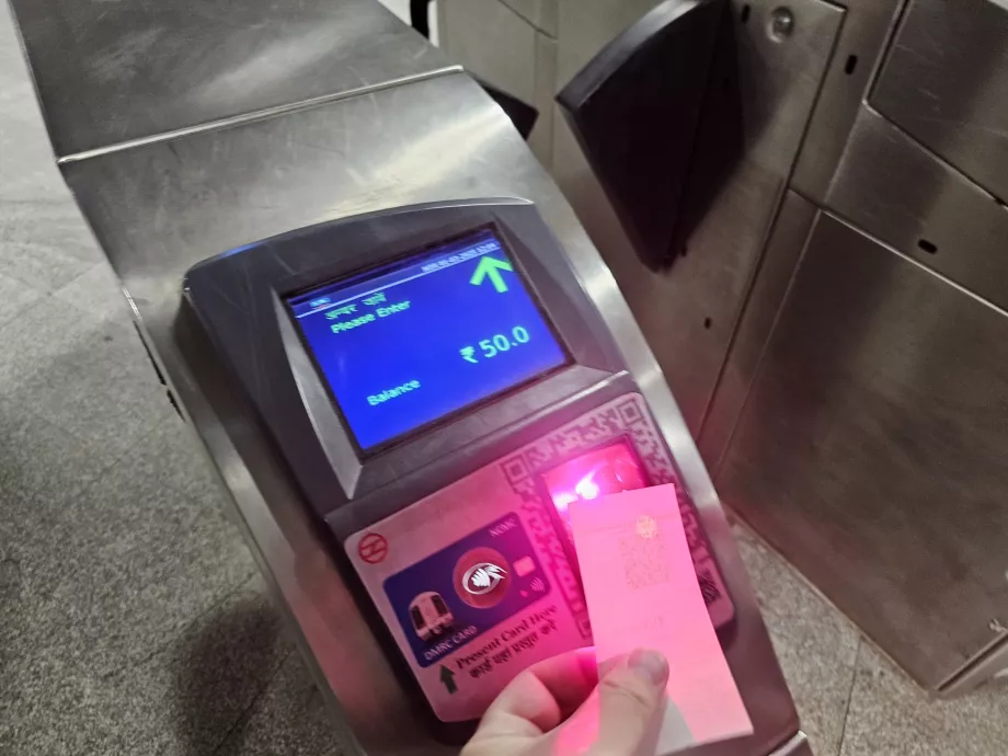 Bruk av billett i turnstilen