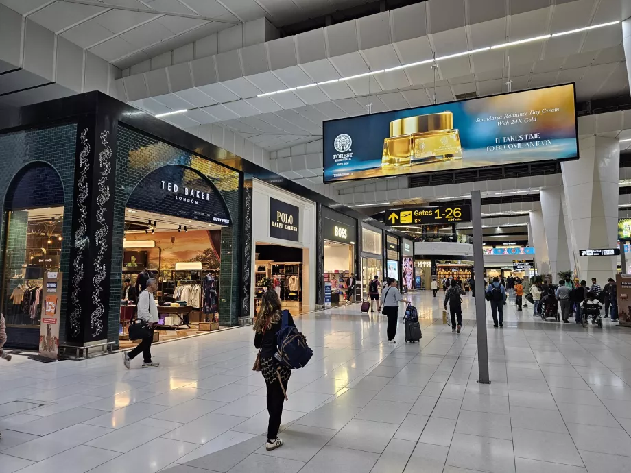 Butikker, transitt, terminal 3