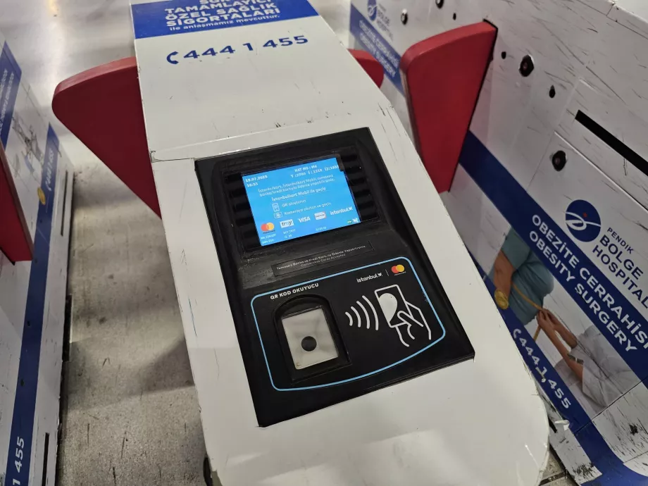 Betaling av billettpris med kontaktløst kort eller Istanbulkart