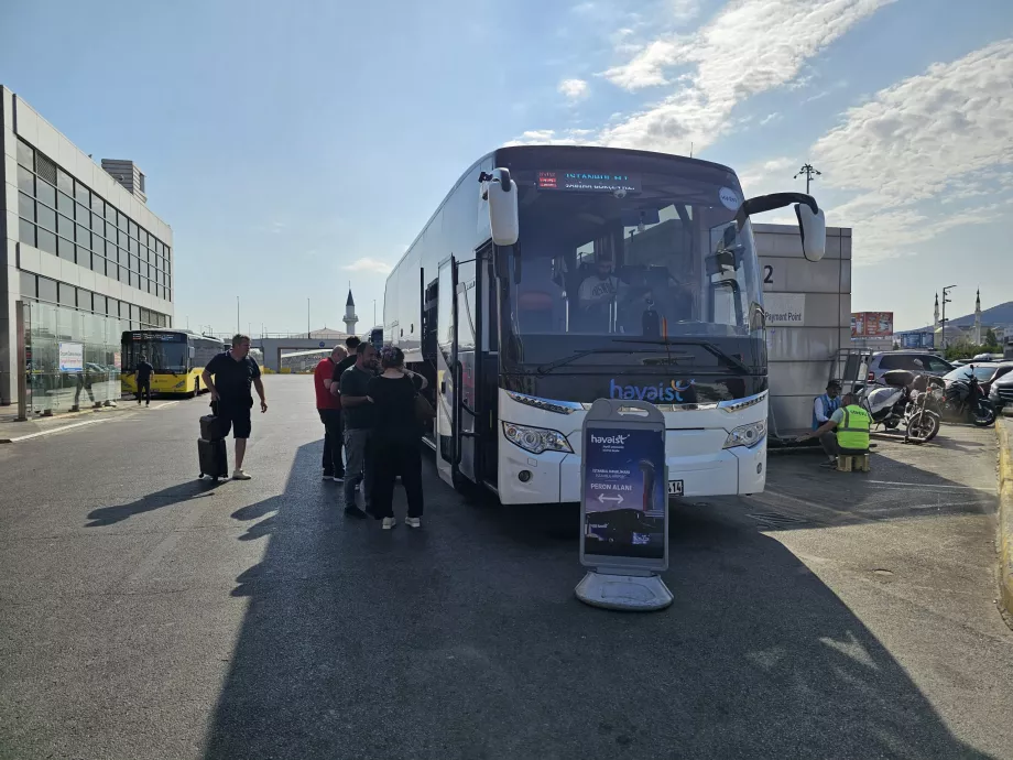 Havaist-buss til Istanbul IST flyplass