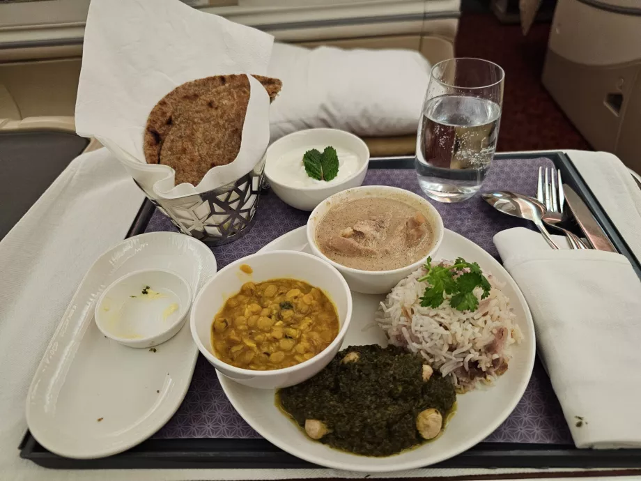 Hovedrett, MEL-BOM-flyvning