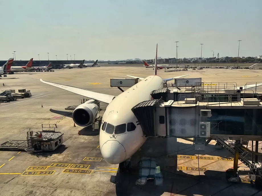 Boeing 787-8, Air India