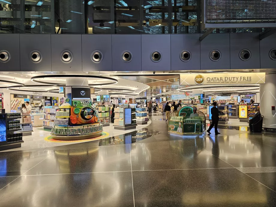 Taxfree-butikk, transittområde