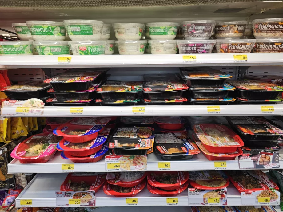 Ferdigkokte varme måltider som kan varmes opp umiddelbart